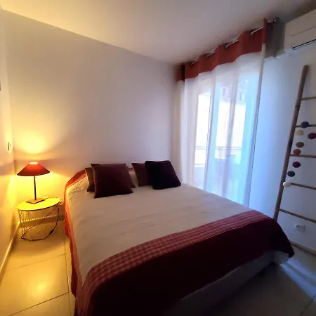 Frejus Plage Le Capitole T2 35M2 Climatise Balcon Exterior photo
