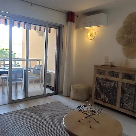 Frejus Plage Le Capitole T2 35M2 Climatise Balcon Exterior photo