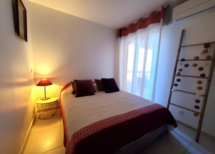 Frejus Plage Le Capitole T2 35M2 Climatise Balcon