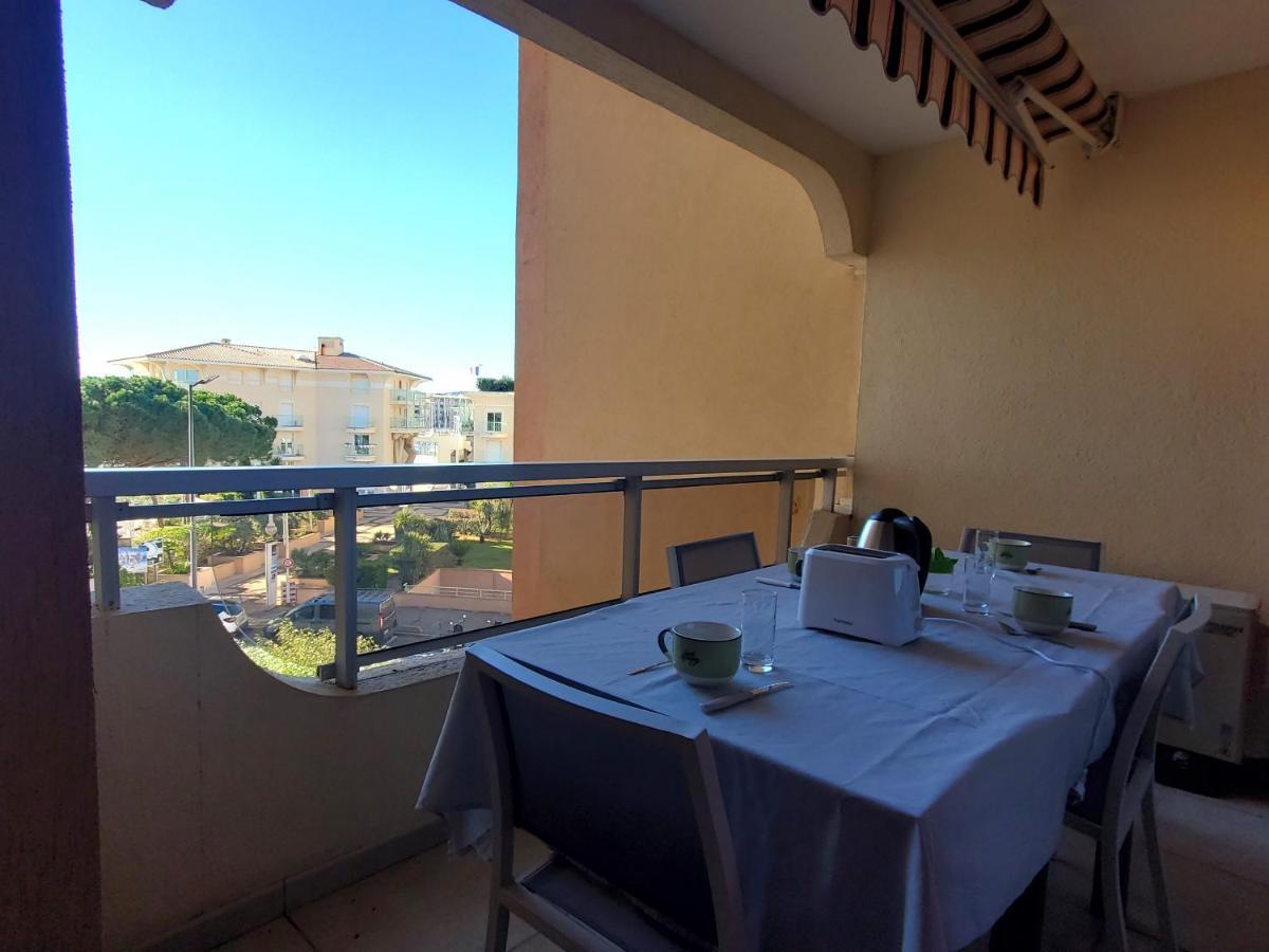 Le Capitole T2 35m2 Climatise Balcon Frejus
