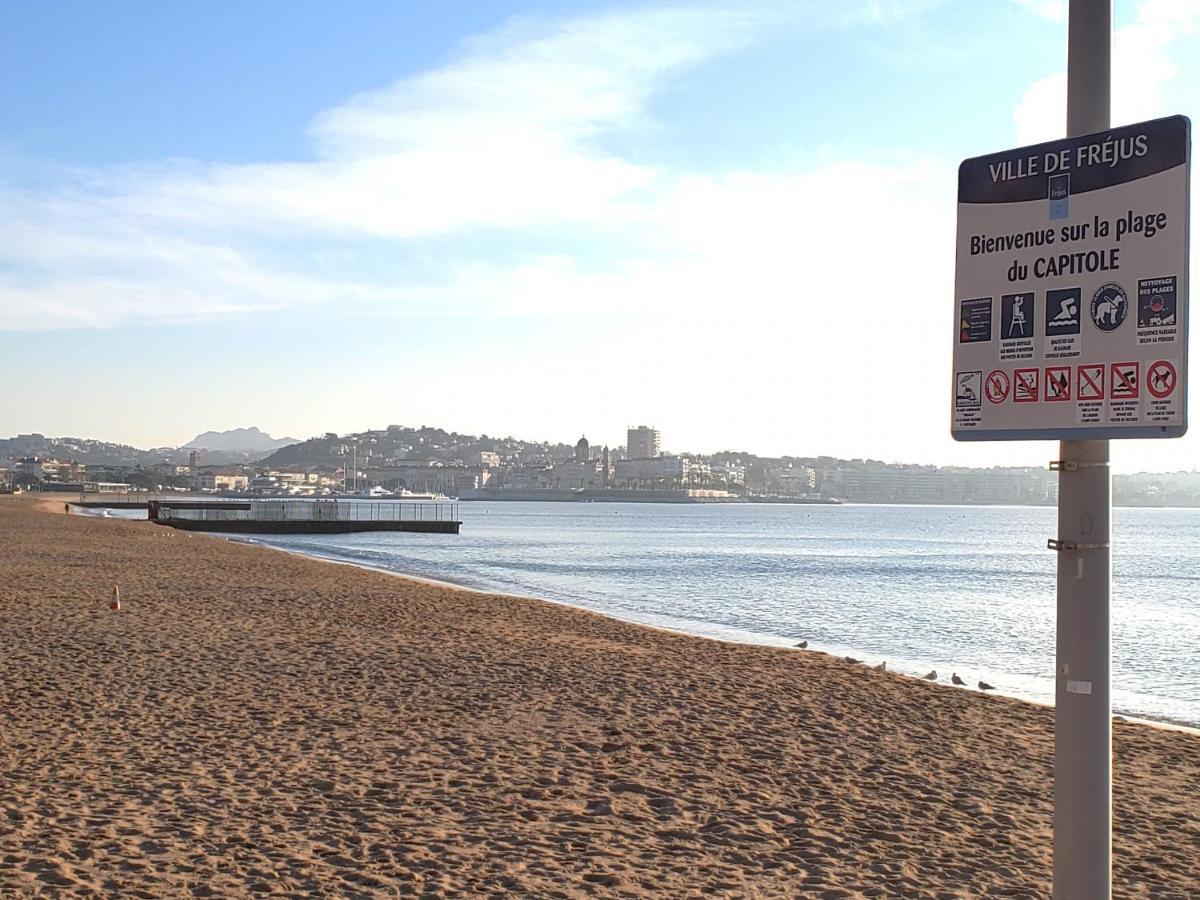Le Capitole T2 35m2 Climatise Balcon Apartment Frejus
